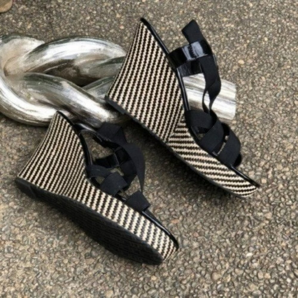 Charles David Black Espadrille Wedge Sandals